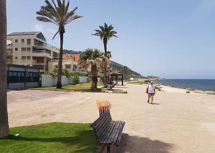 Beautiful Apartment On The First Line Of The Sea